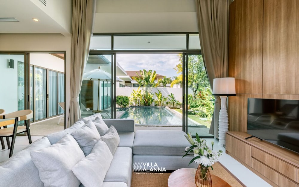 Villa Alanna Phuket 37/58