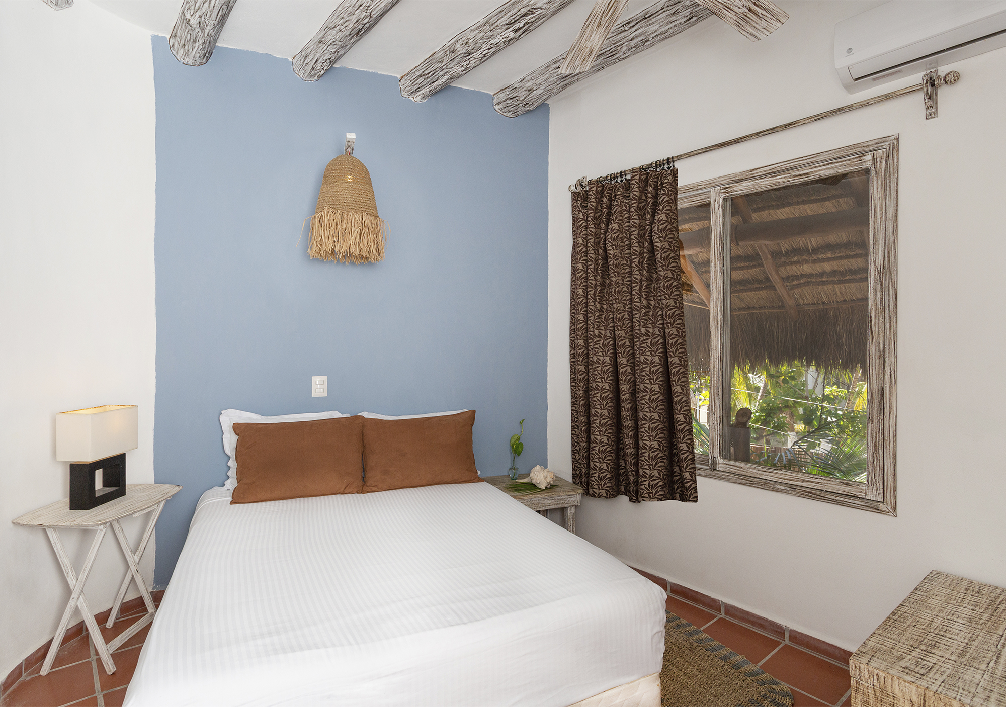 2 Bedrooms, Apartment