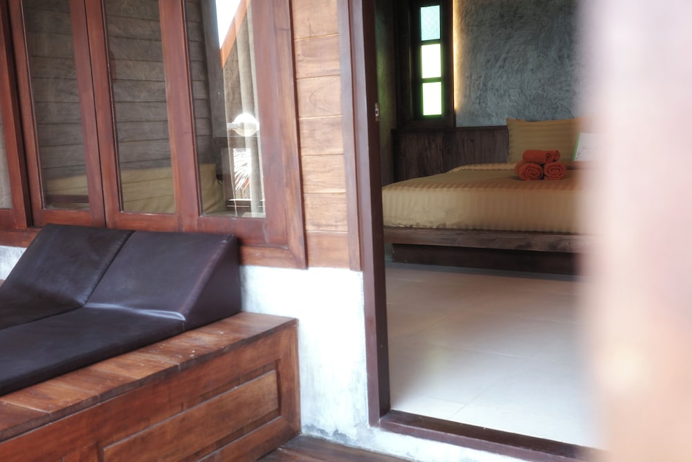 Phi Phi Relax Beach Resort 57/71