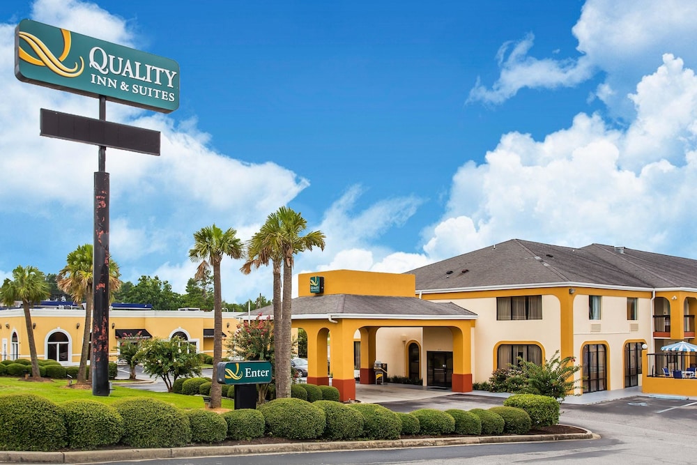 Quality Inn & Suites Orangeburg 3/32