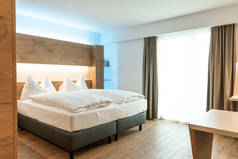 Jet Hotel Zurich Airport 8/45