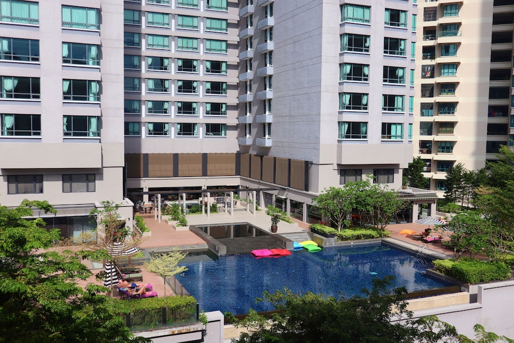 G Hotel Gurney 59/60