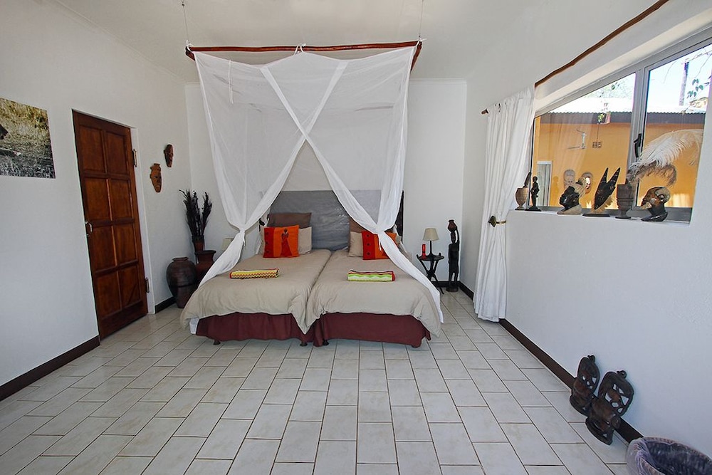 Normann Safari Bush Lodge 13/50