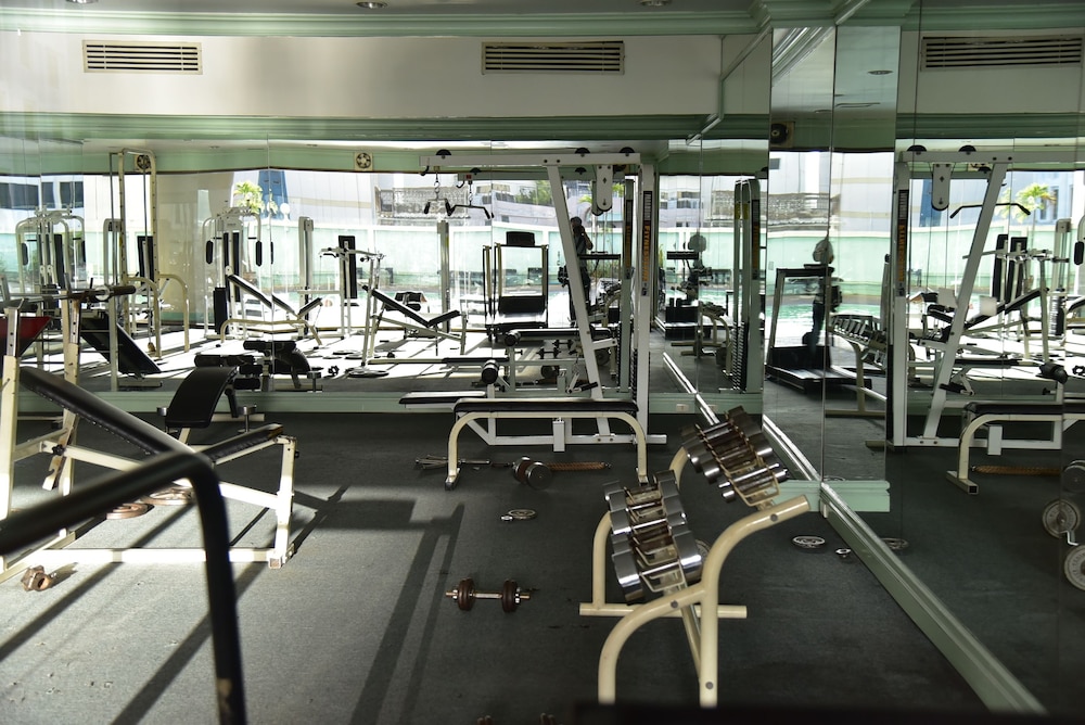 The Regency Hotel Hatyai 30/50
