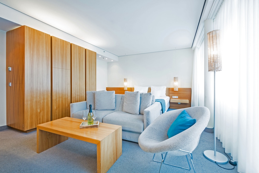 Lindner Hotel Berlin Ku'damm, part of JdV by Hyatt 50/67