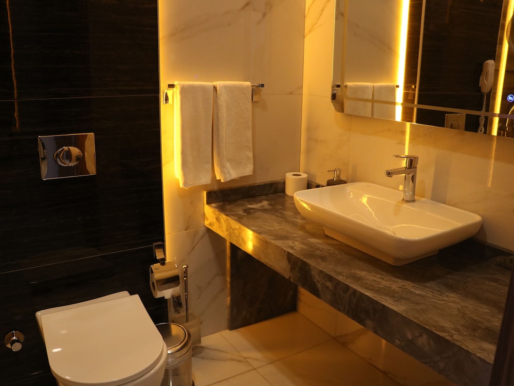 Isnova Hotel 30/32