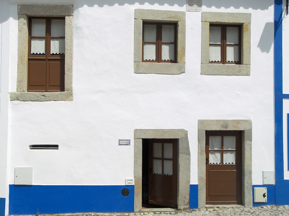 Casas de Romaria of Brotas Mora 1/33