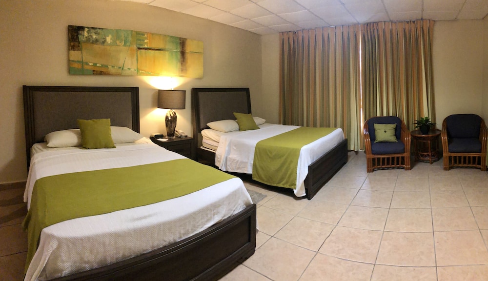 Villa Cofresi Hotel 12/50