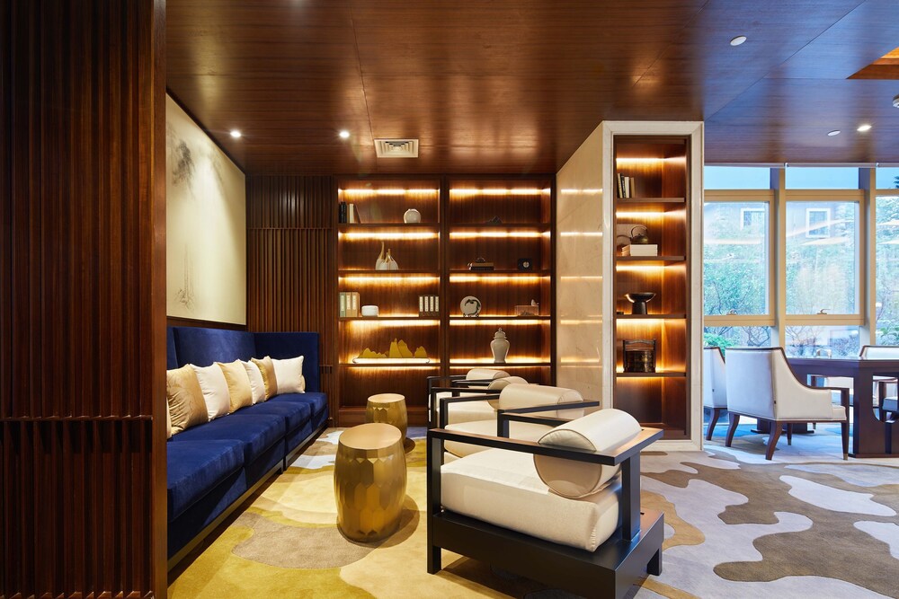 Fu Rong Ge Hotel 19/50