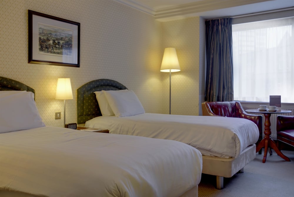Best Western Plough & Harrow Hotel 10/49