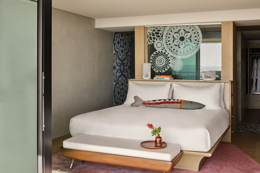 2 Bedrooms, Premier, Suite, 2 Double Beds, Ocean View, Balcony, W Algarve 2/5