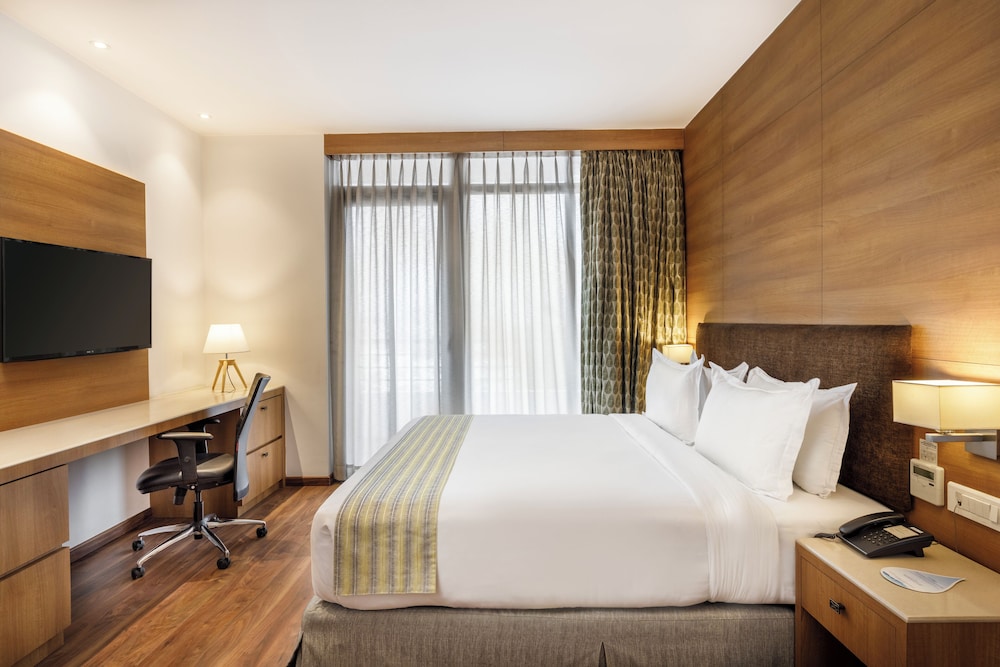 JUNIOR SUITE, BALCONY