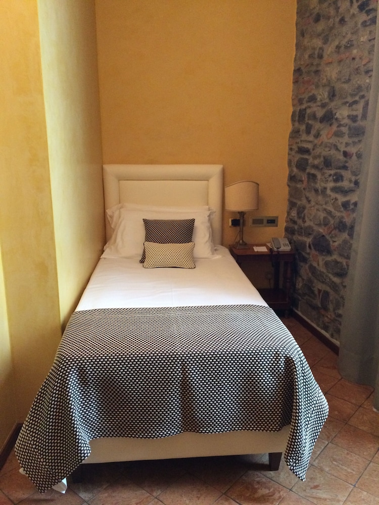 Albergo Le Due Corti 27/62