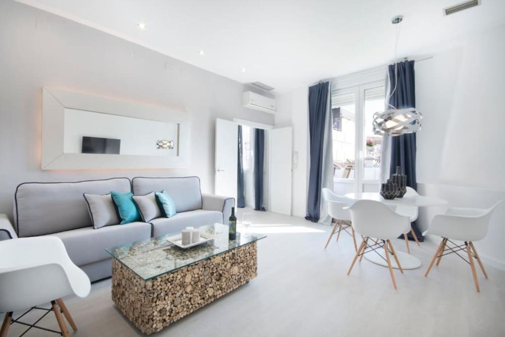 Habitat Suites Gran Via 17 48/65