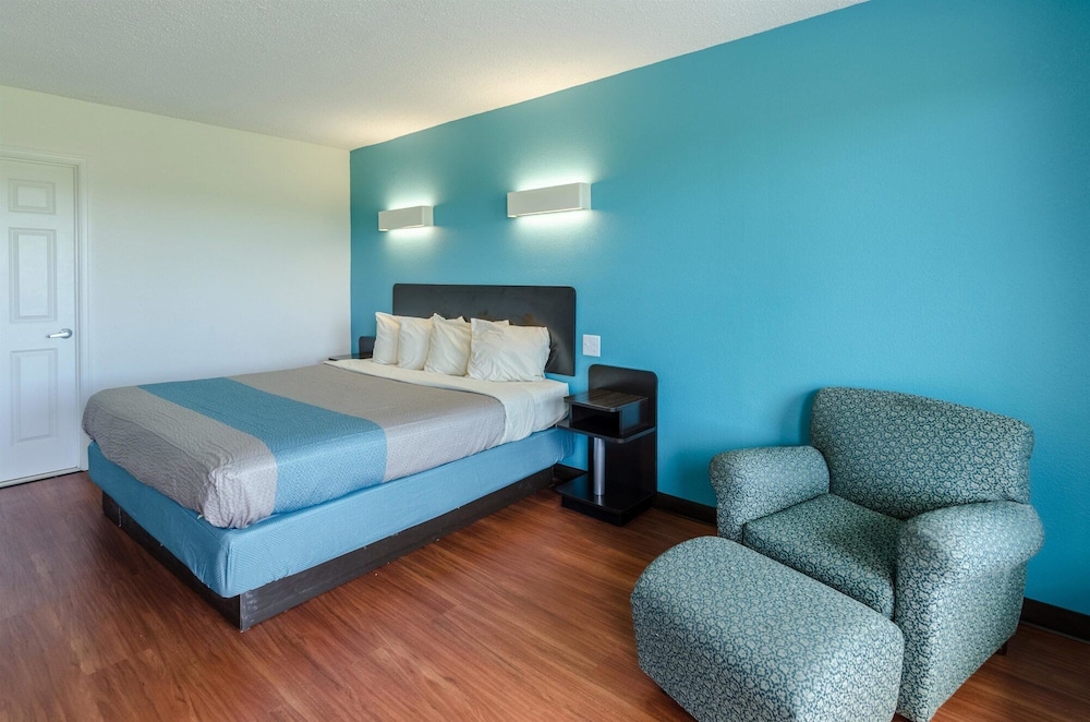 Motel6 Lexington, VA 33/42