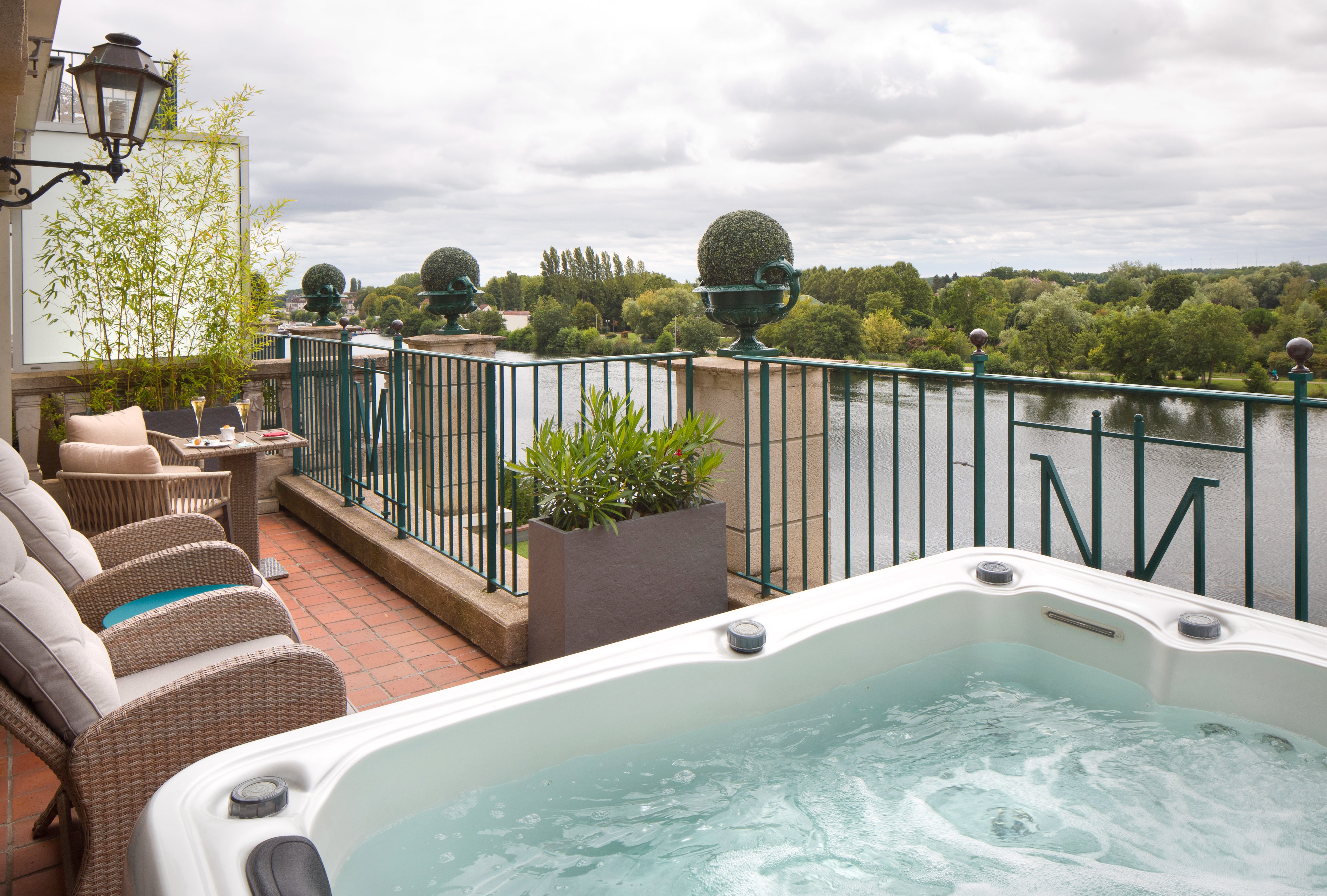 La Cote Saint Jacques And Spa 25/50