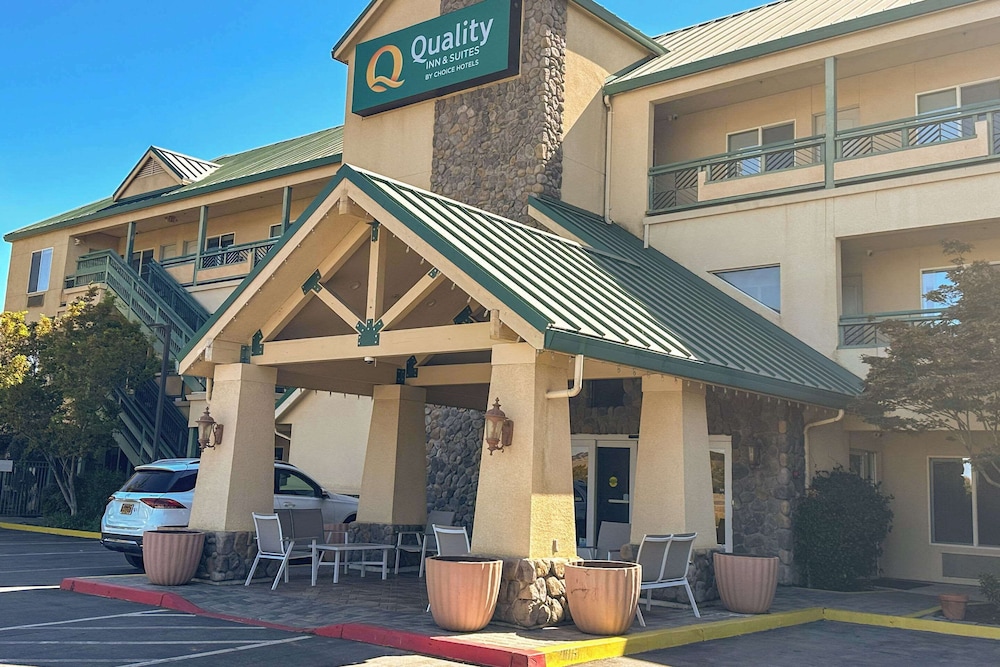 Quality Inn & Suites Livermore Wine Country 30/36