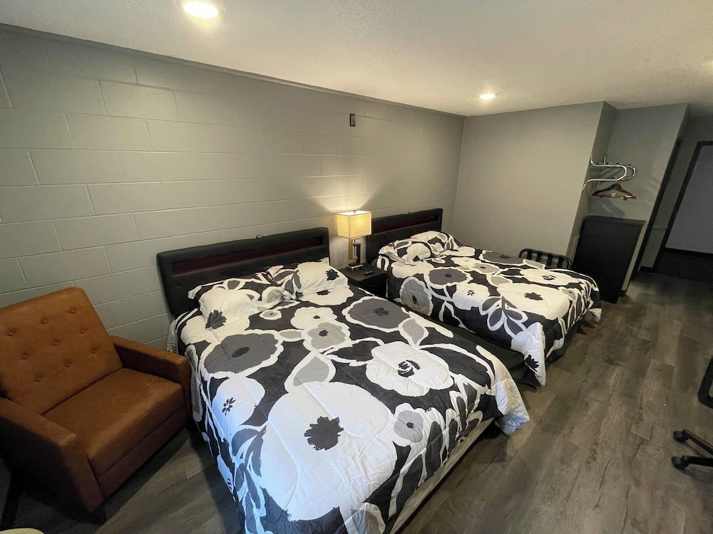 Guest Lodge 38/70