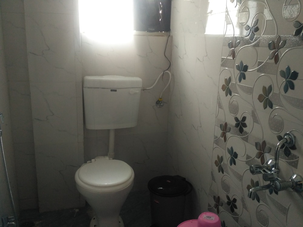 Hotel Honey Lodging 17/17