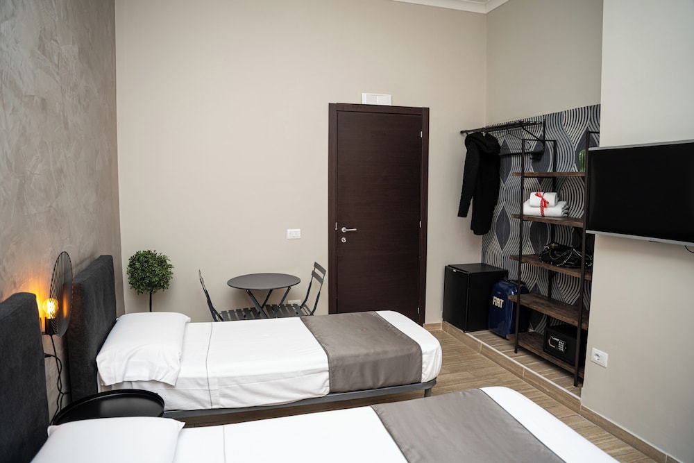 Napoli City Rooms 16/49