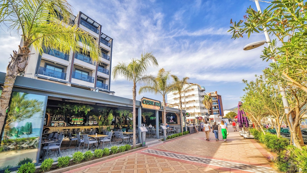 Marmaris Natalie S Beach Hotel 52/60