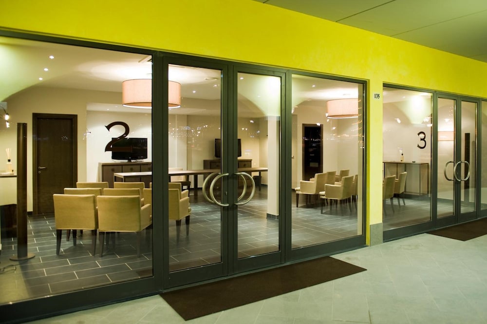 Marina Place Resort 34/51