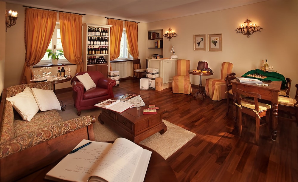 Agriturismo Marcarini 18/39