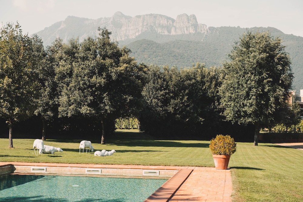 Hotel Vall de Bas 51/55