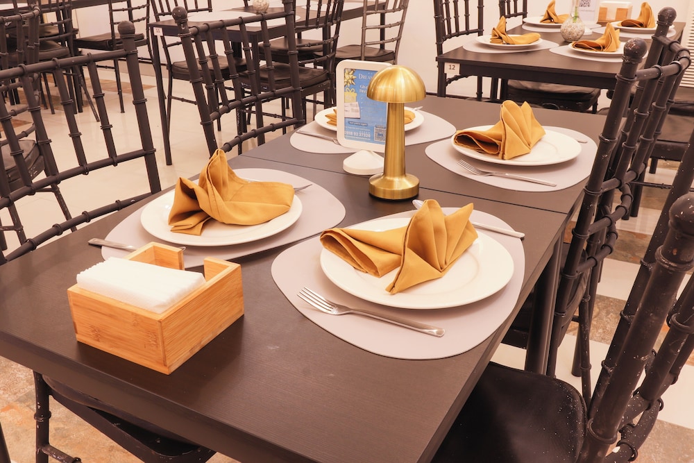 Icon Hotel North Edsa 47/65