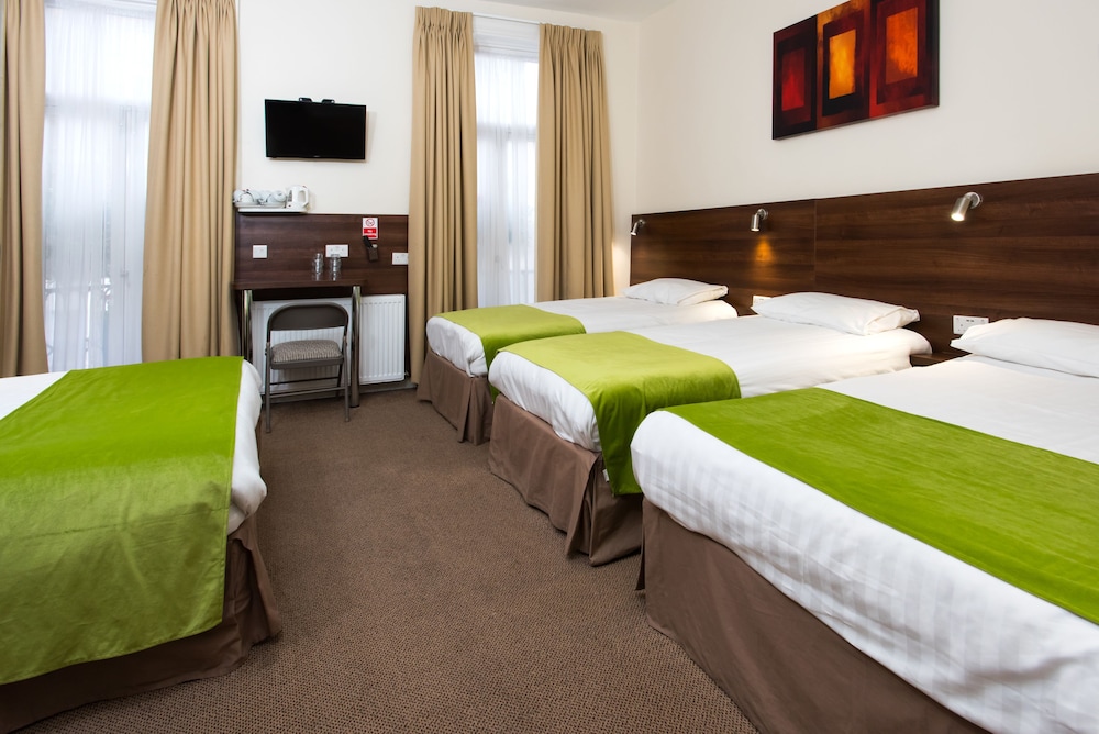 Marble Arch Inn 16/29