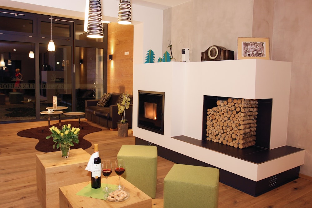 Ringhotel Lenauhof 4/50