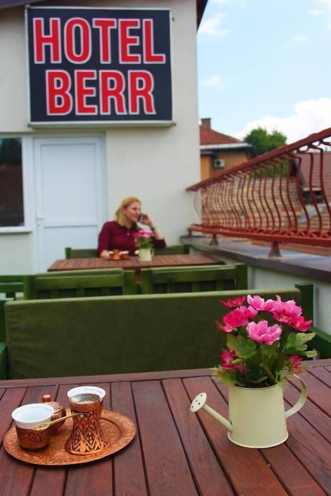 Hotel Berr 54/63