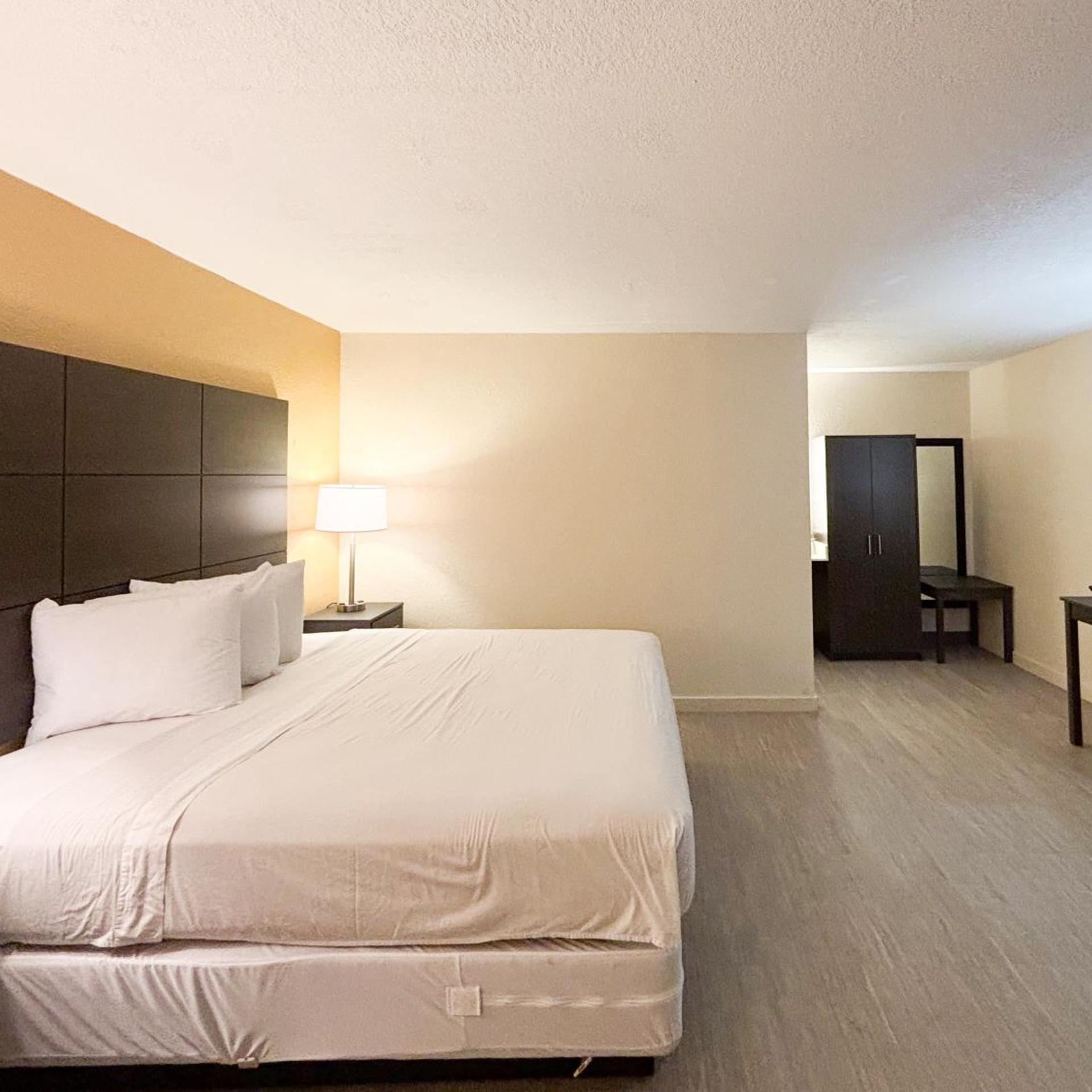Motel6 Charlotte, NC-Northlake 16/34