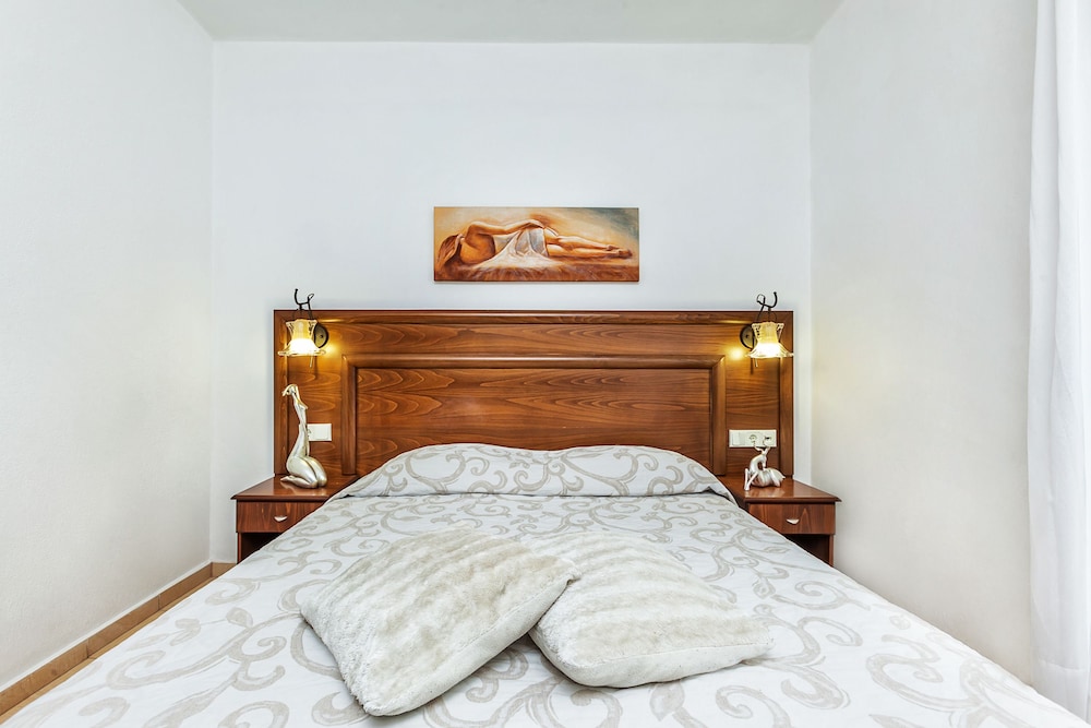Nereides Hotel 24/49
