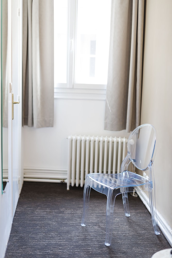 Hotel Le Saint Louis 31/50
