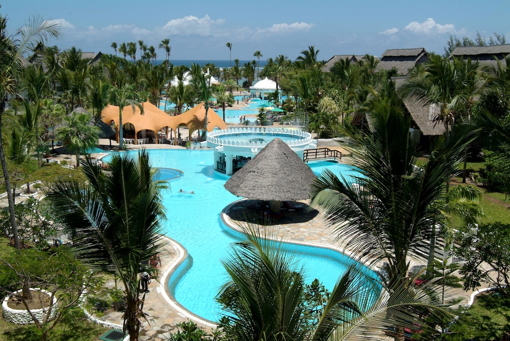 Southern Palms Beach Resort in Gombato Bongwe ward