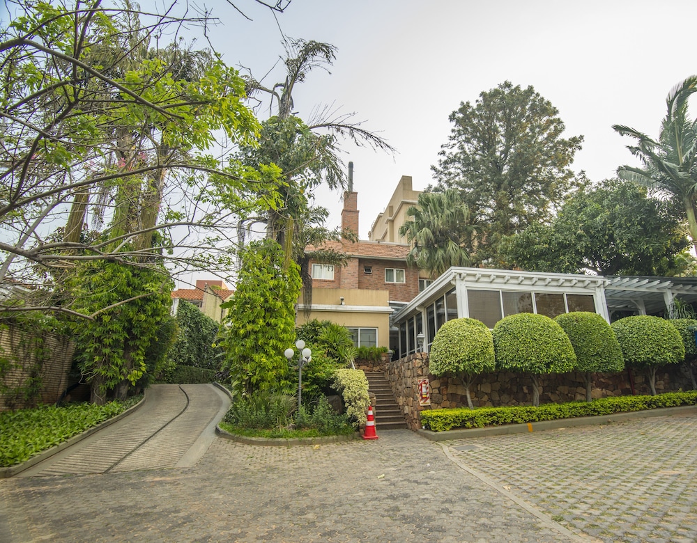 Hotel Villa Morra Suites 42/51