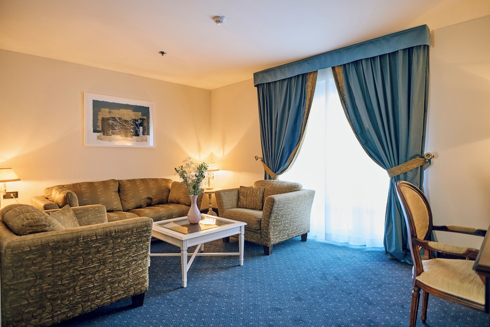 Arbiana Heritage Hotel 55/78