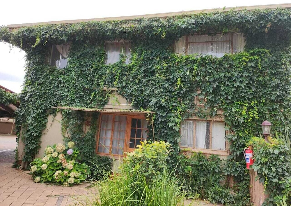 Rusplek Guesthouse Conference Centre & Spa 1/50