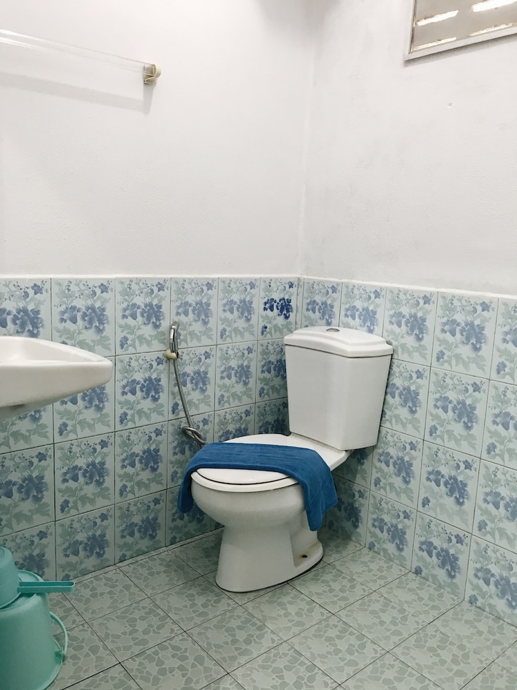 Baan Nuk Anong 22/67