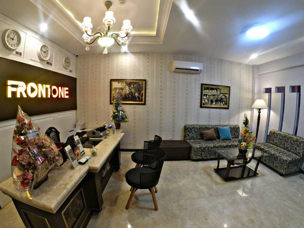 Front One Boutique Brani Solo 20/43