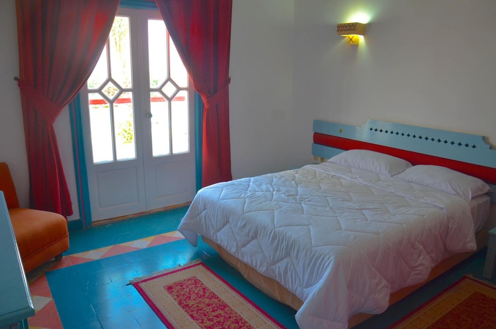 Littoral Auberge 8/33