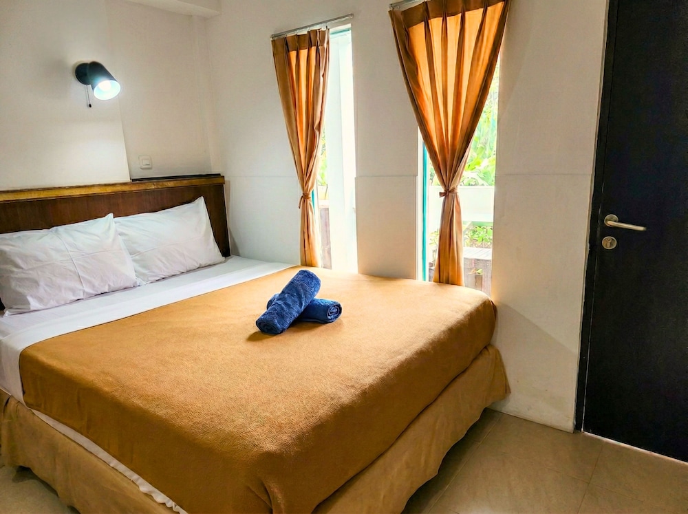SANUR AGUNG HOTEL 37/77
