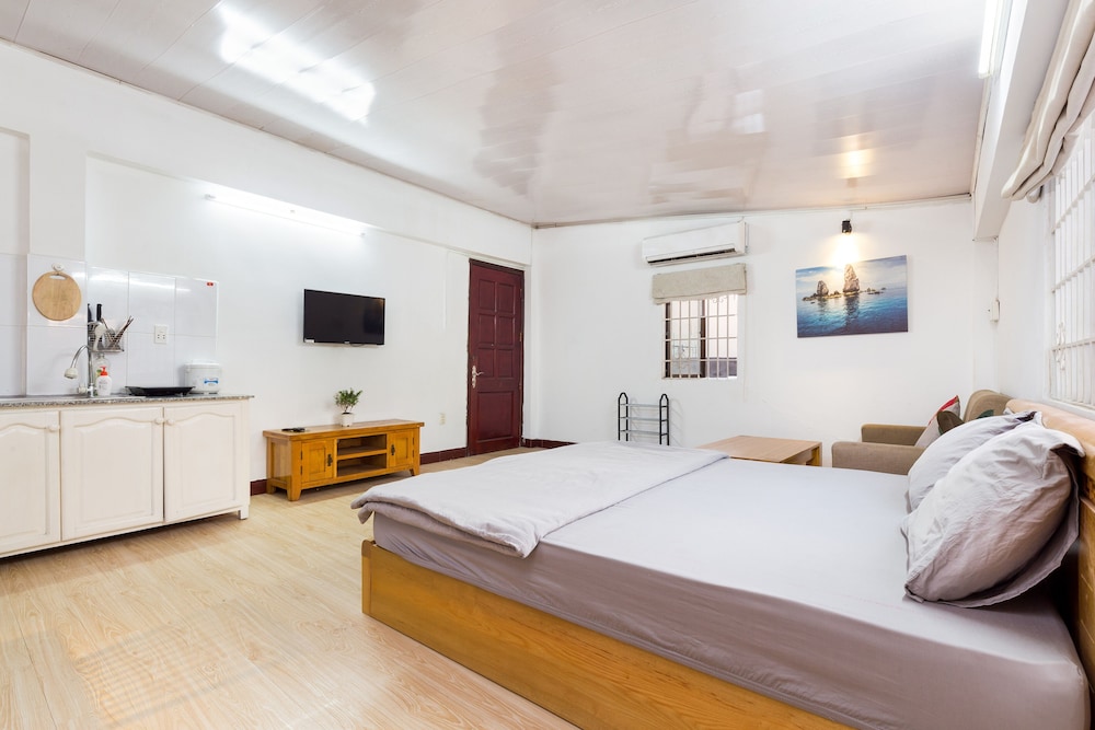 Halo Serviced Apartment 12/50