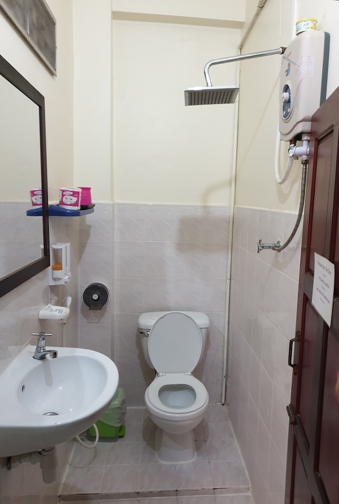 Phonepaseuth Hotel 55/55