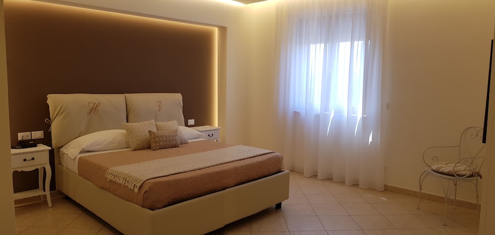 Hotel Victoria 27/66