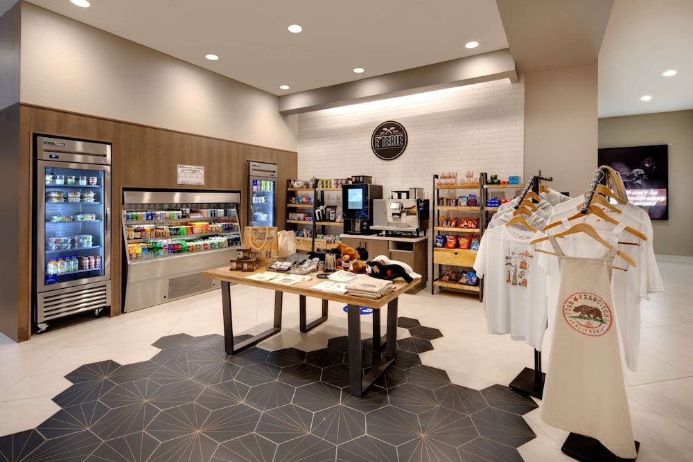 Embassy Suites by Hilton San Rafael at Marin Center 44/64