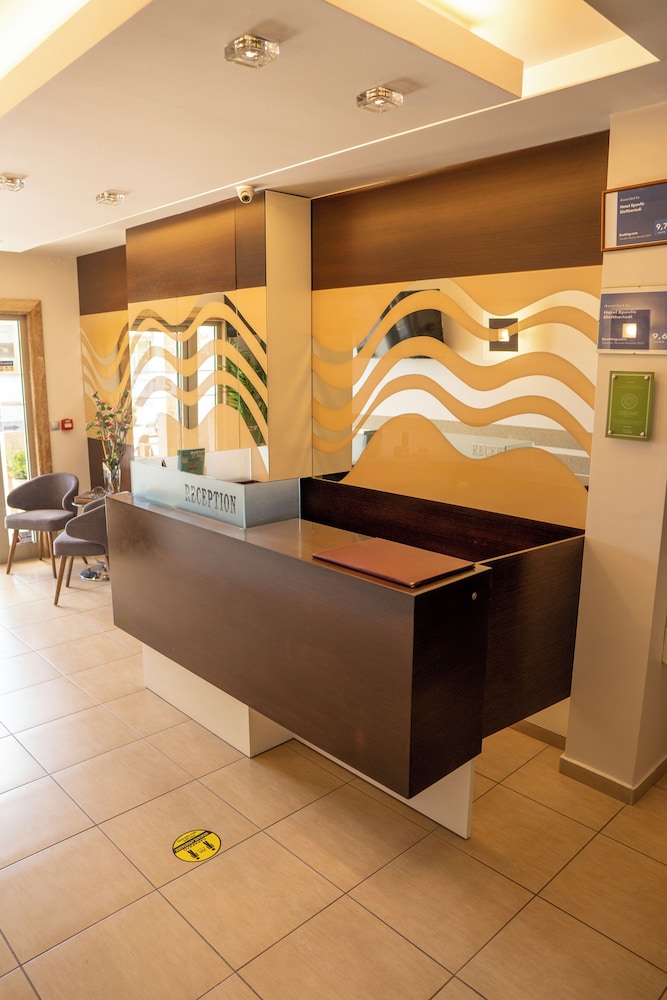 Epavlis Hotel 8/50