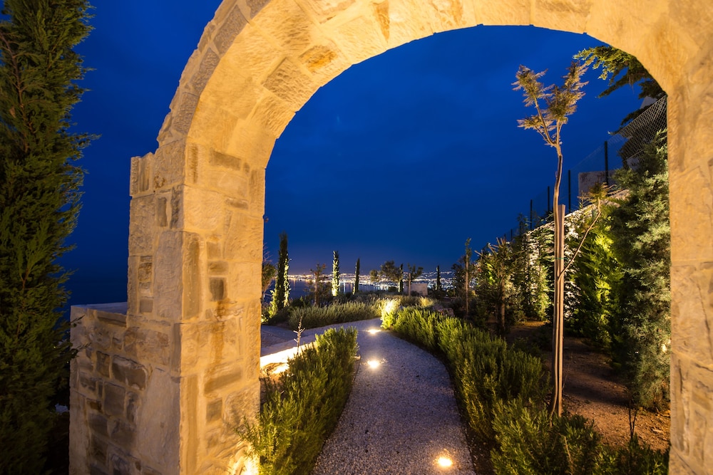 Bella Mare Villa 15/27