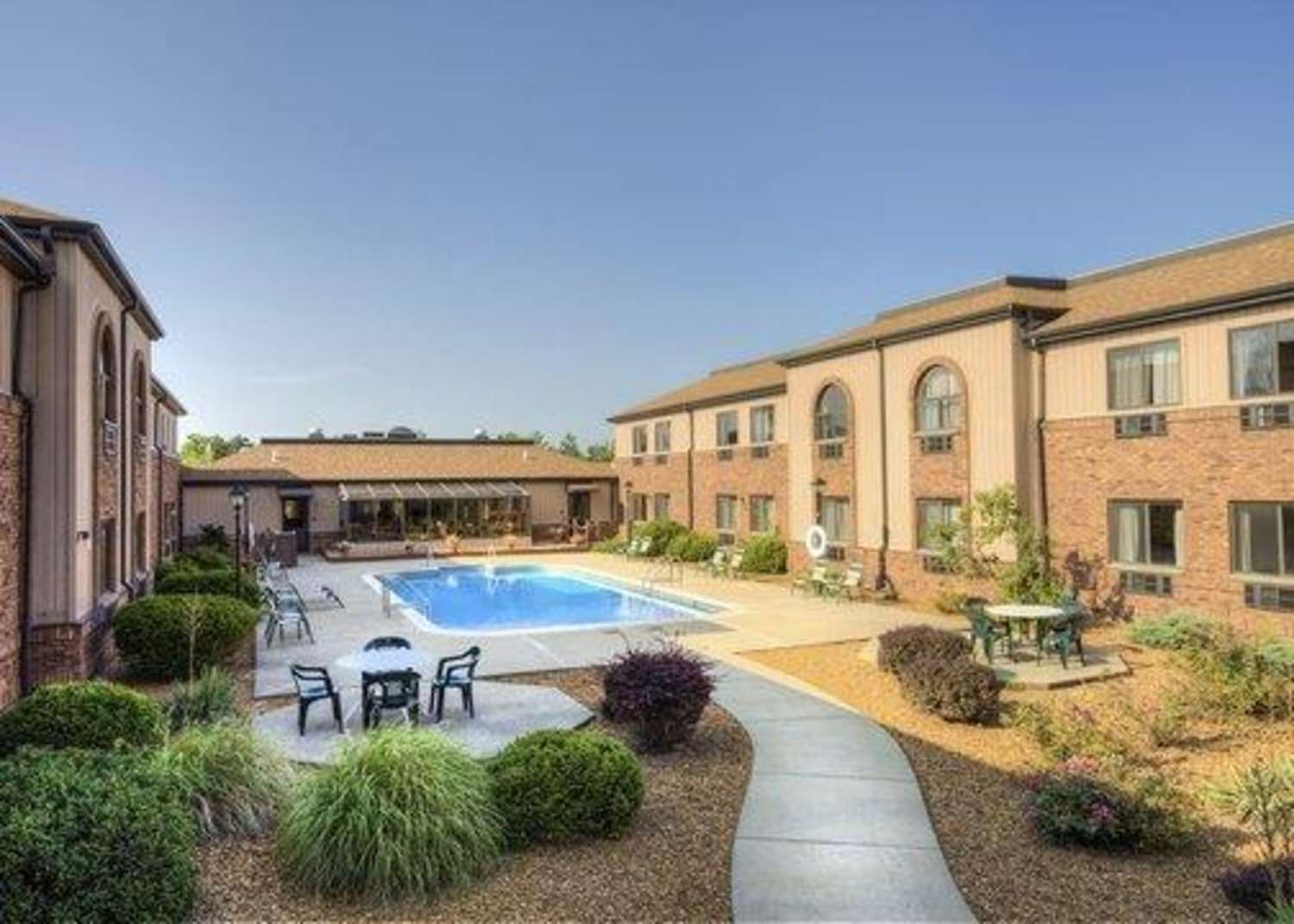 Quality Inn Suites Marion 44/44